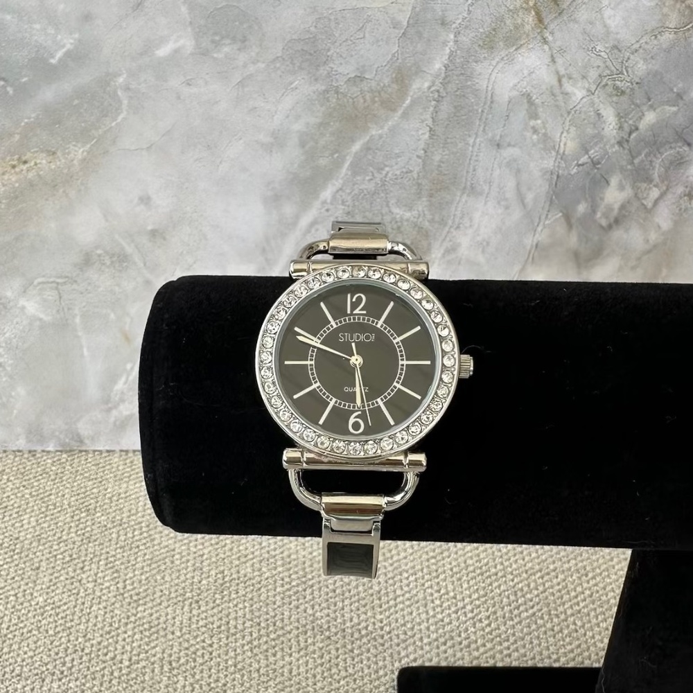 ✨ Studio Quartz Crystal Accent Watch – Black & Silver